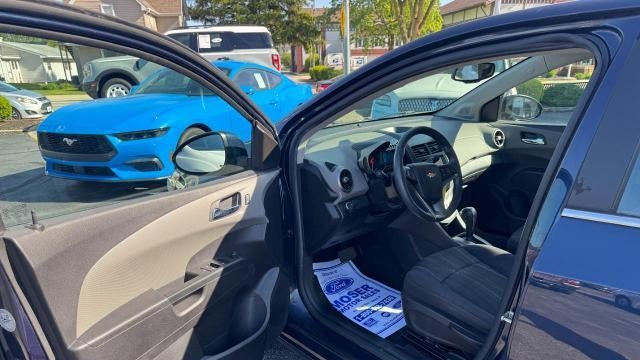 2015 Chevrolet Sonic LT Auto