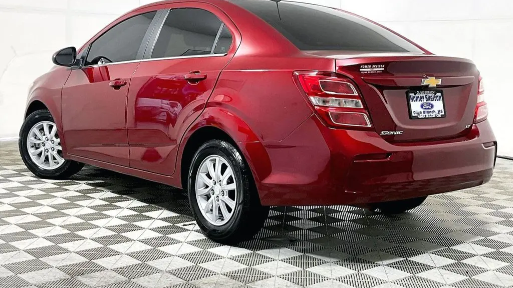2019 Chevrolet Sonic LT Auto