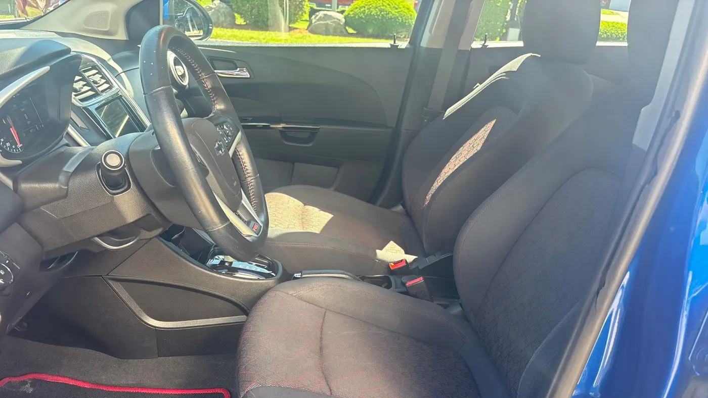 2019 Chevrolet Sonic LT Auto