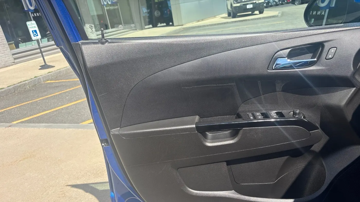 2019 Chevrolet Sonic LT Auto