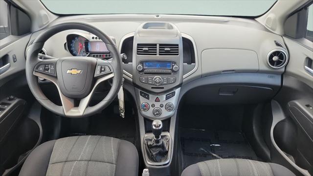 2014 Chevrolet Sonic LT Manual