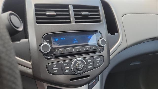 2014 Chevrolet Sonic LT Manual