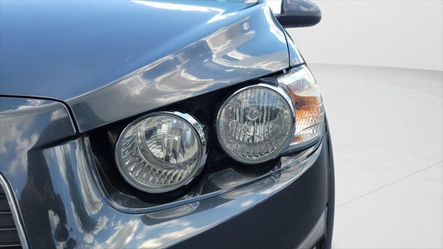 2014 Chevrolet Sonic LT Manual