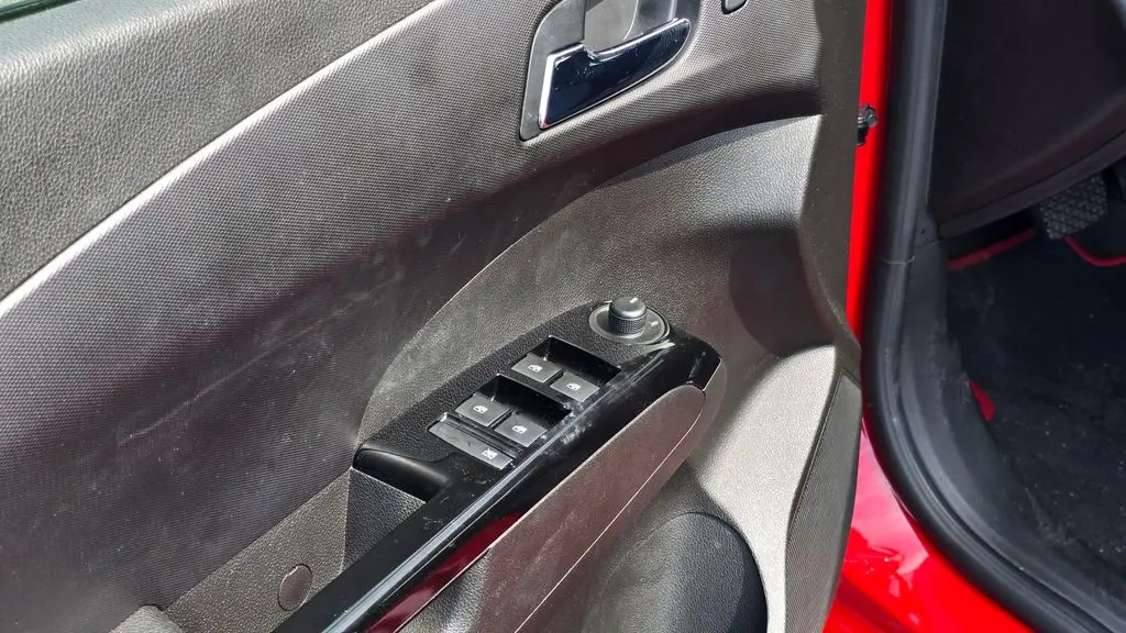 2020 Chevrolet Sonic LT
