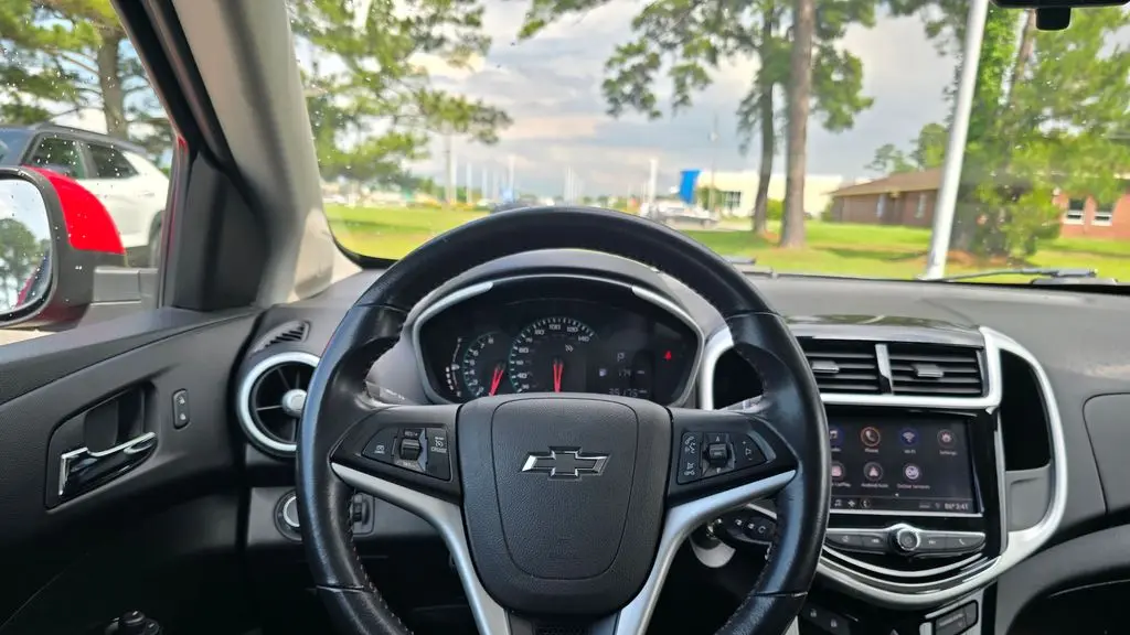 2020 Chevrolet Sonic LT