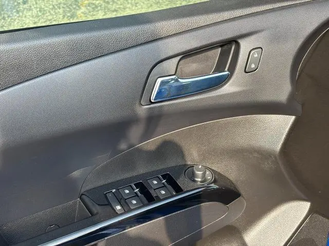 2017 Chevrolet Sonic - $9,995