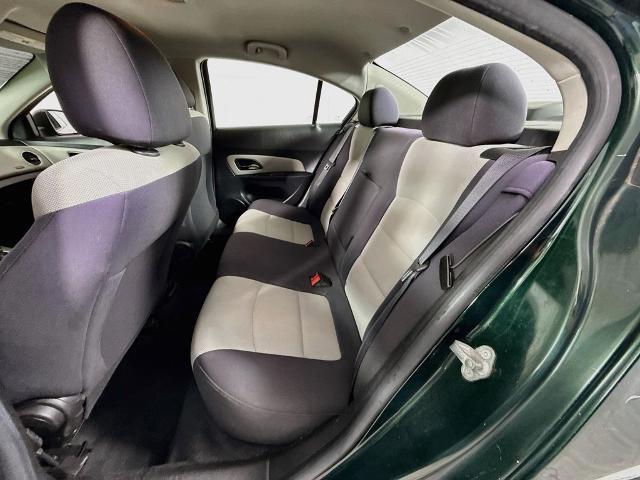 2014 Chevrolet Cruze - $4,977