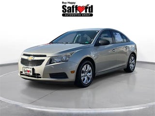 2013 Chevrolet Cruze with Champagne Silver Metallic Exterior