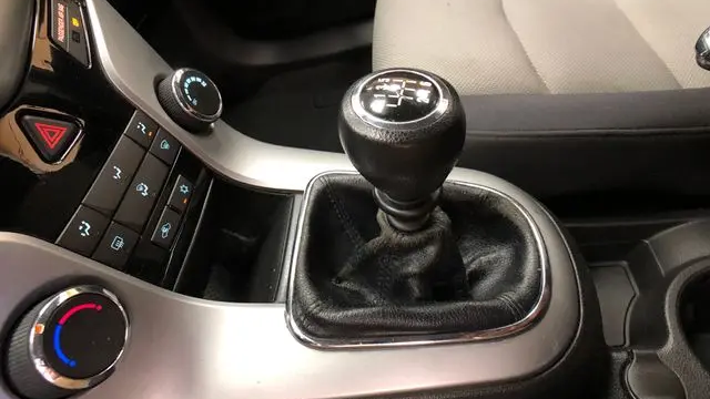 2014 Chevrolet Cruze LS Manual