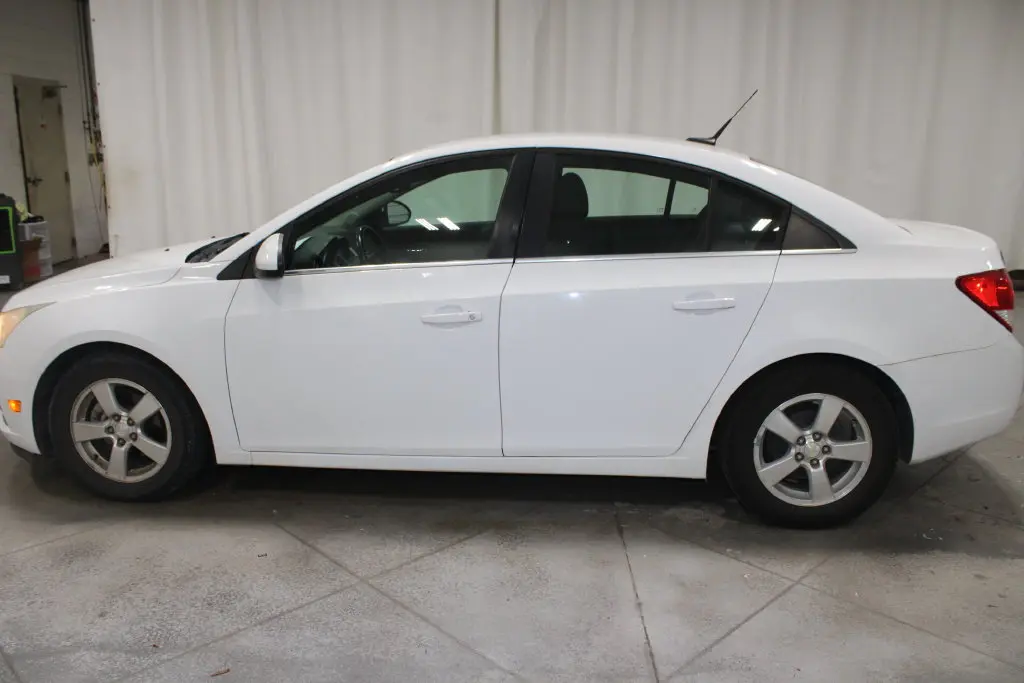 2014 Chevrolet Cruze - $7,998