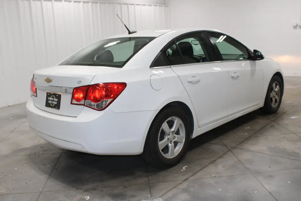 2014 Chevrolet Cruze - $7,998