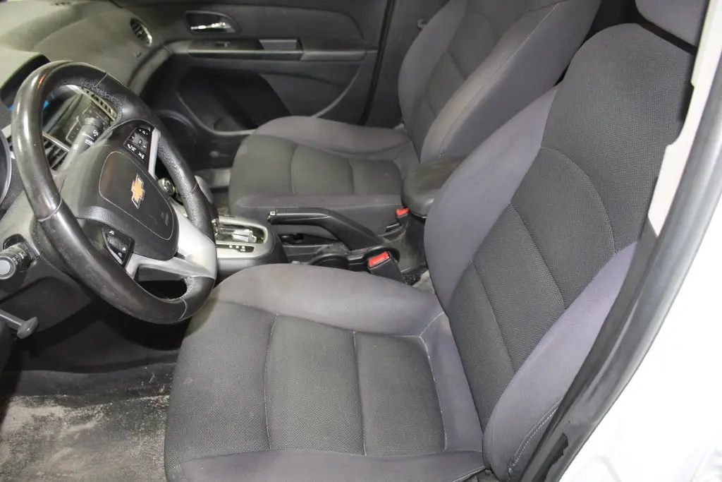 2014 Chevrolet Cruze - $7,998