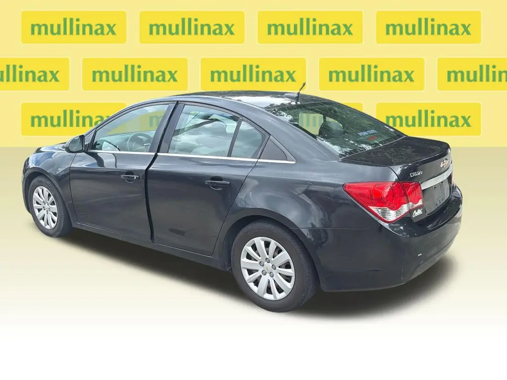 2011 Chevrolet Cruze - $5,500