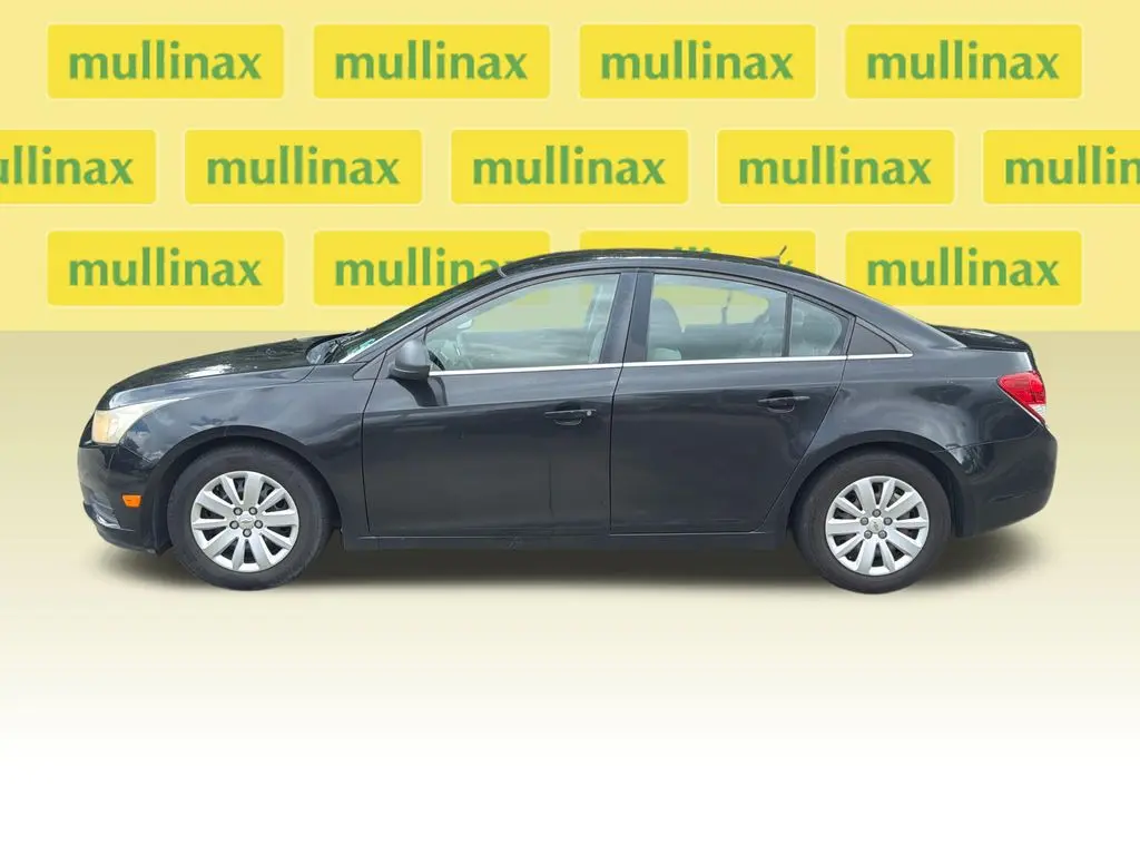 2011 Chevrolet Cruze - $5,500