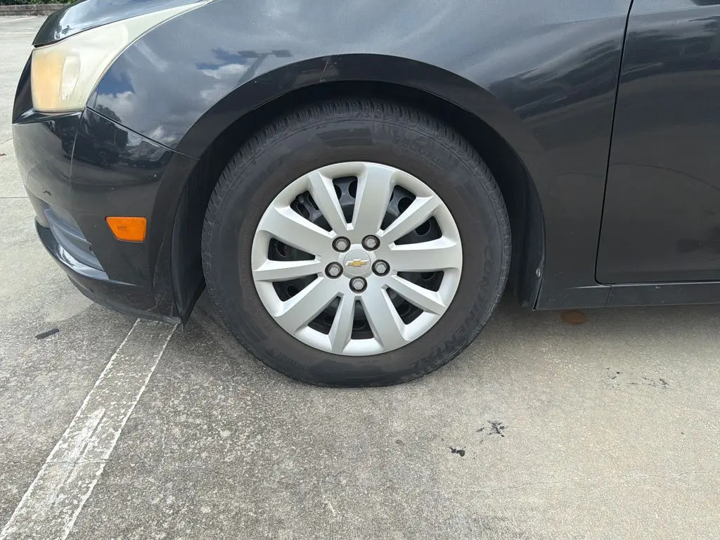 2011 Chevrolet Cruze - $5,500