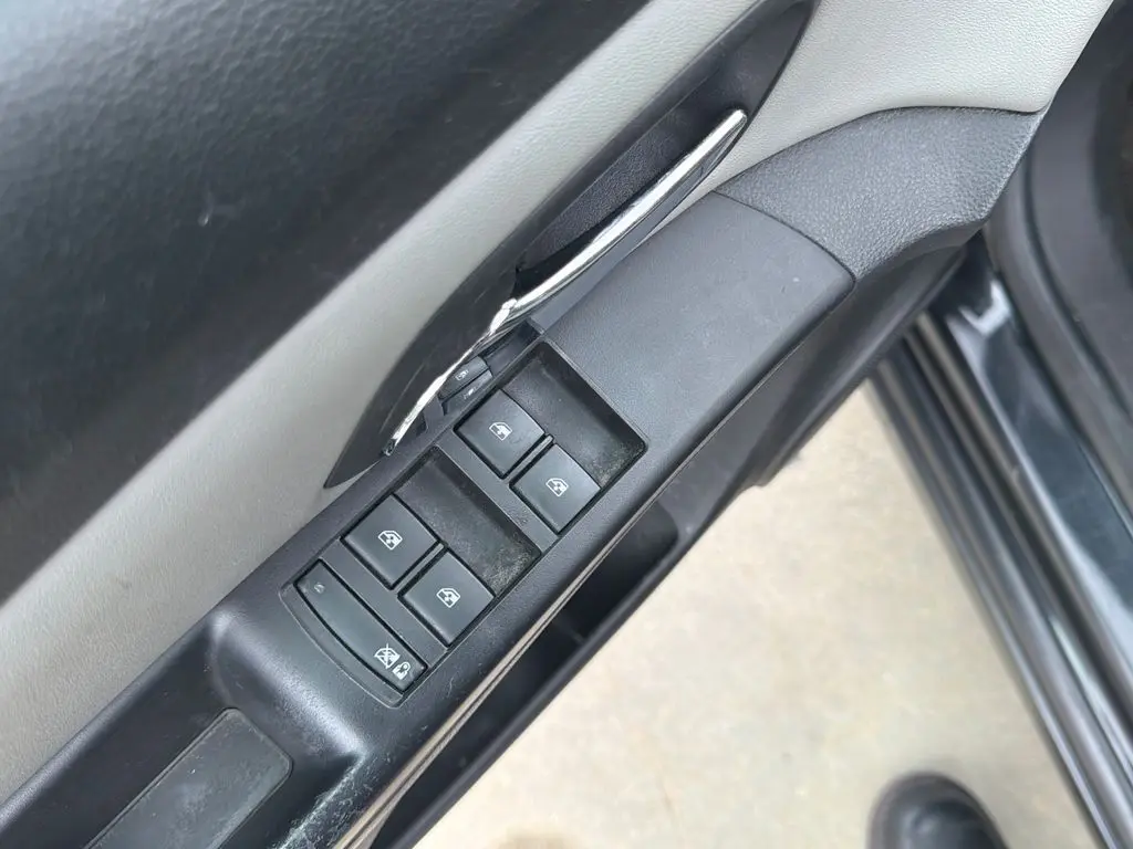 2011 Chevrolet Cruze - $5,500