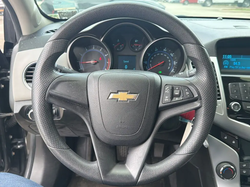 2011 Chevrolet Cruze - $5,500