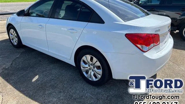 2016 Chevrolet Cruze LS Auto