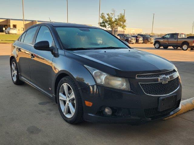 2014 Chevrolet Cruze - $5,000