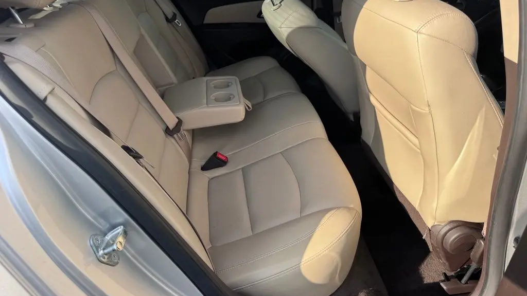 2014 Chevrolet Cruze 2LT Manual