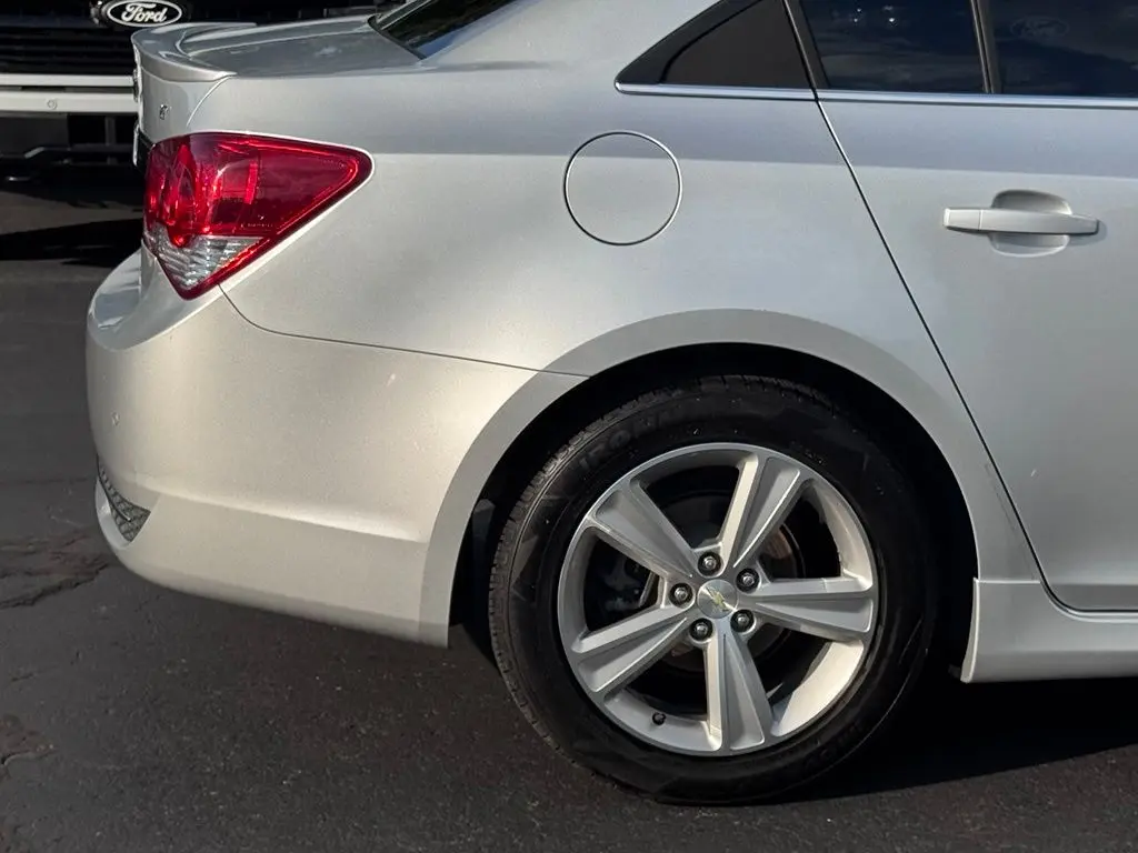 2014 Chevrolet Cruze - $8,998