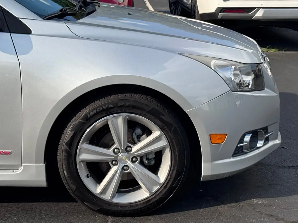 2014 Chevrolet Cruze - $8,998