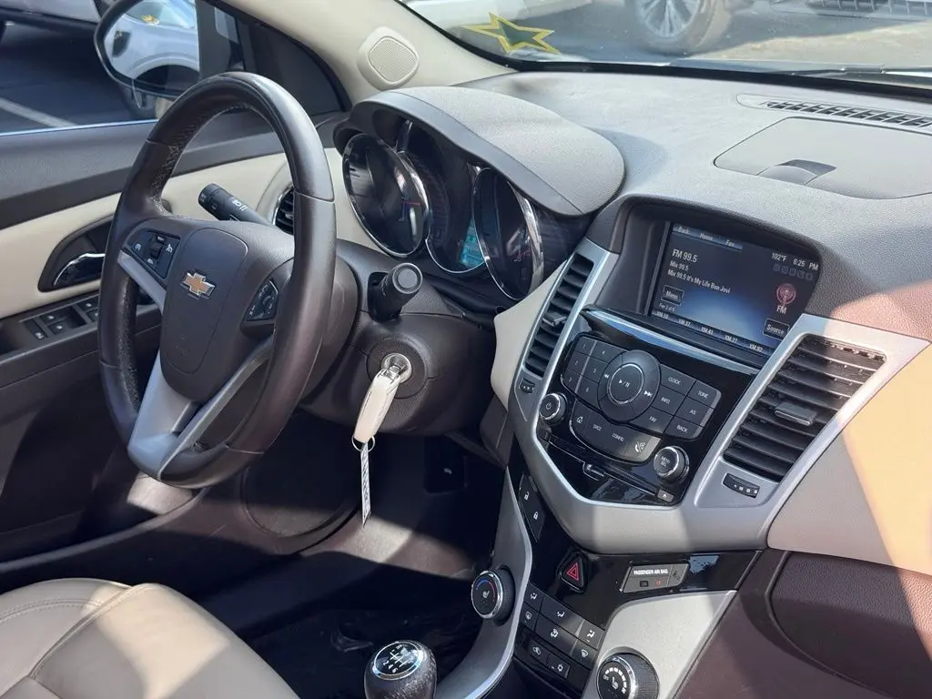 2014 Chevrolet Cruze - $8,998