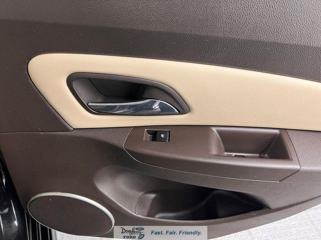 2016 Chevrolet Cruze - $10,451
