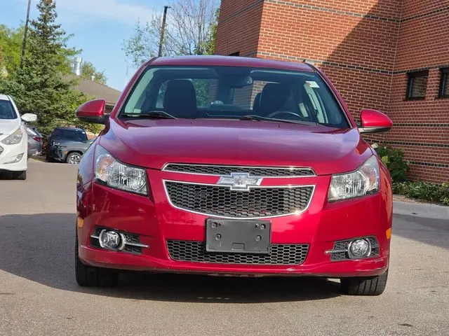 2014 Chevrolet Cruze - $7,982