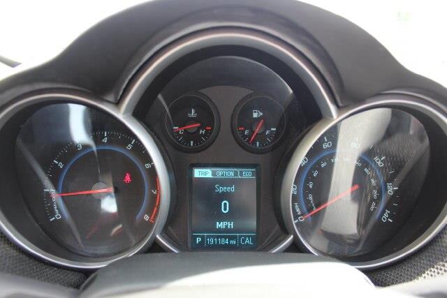 2013 Chevrolet Cruze - $2,950