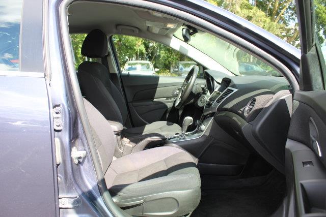 2013 Chevrolet Cruze - $2,950