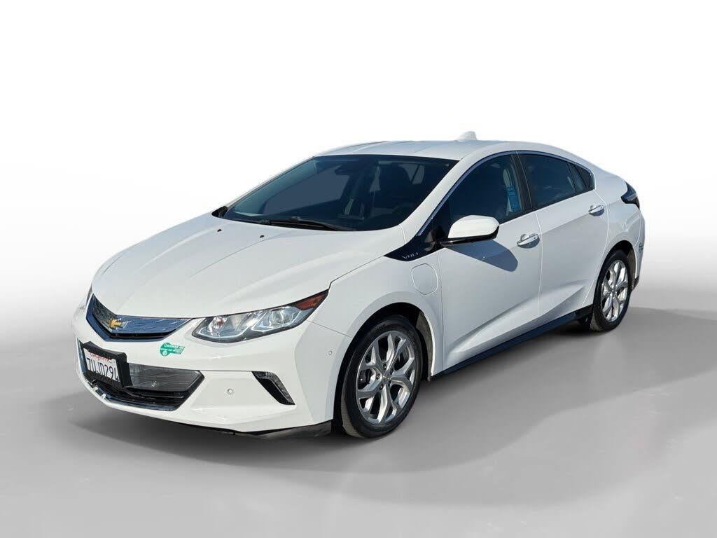 2017 Chevrolet Volt - $14,421