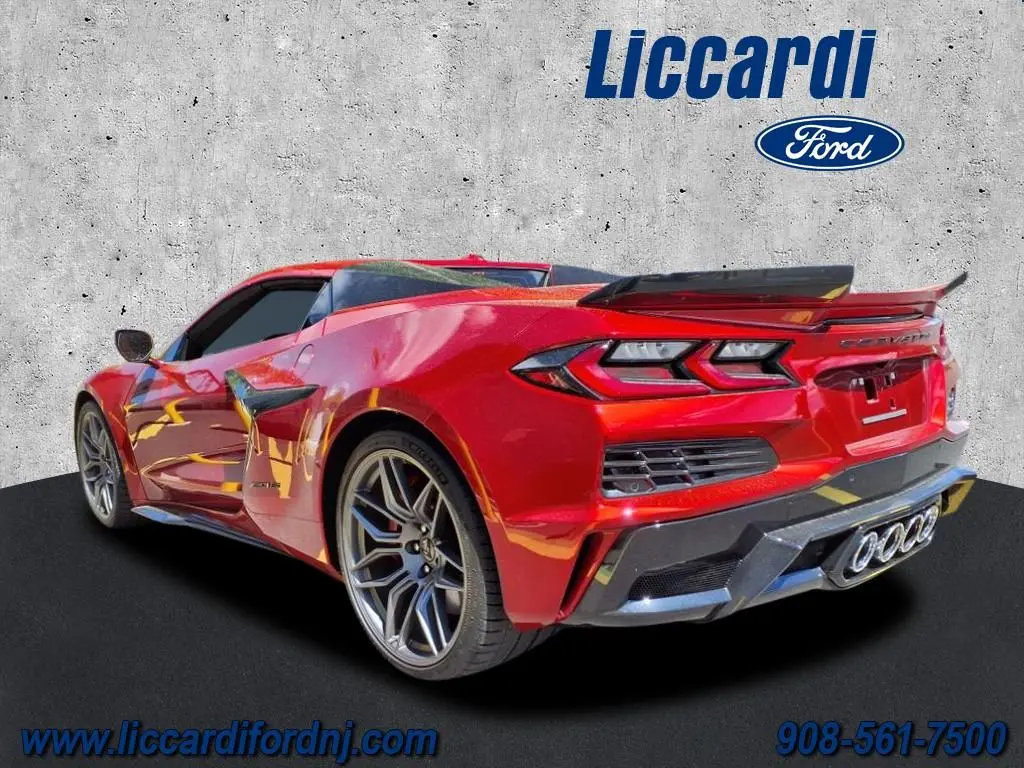 2023 Chevrolet Corvette - $112,990