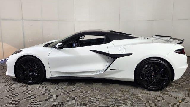 2025 Chevrolet Corvette E-Ray