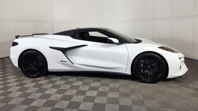 2025 Chevrolet Corvette E-Ray