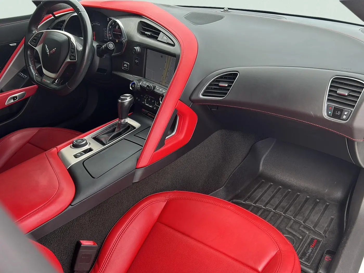 2015 Chevrolet Corvette - $65,125