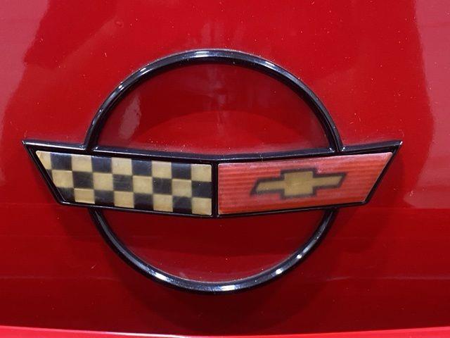 1989 Chevrolet Corvette - $9,601