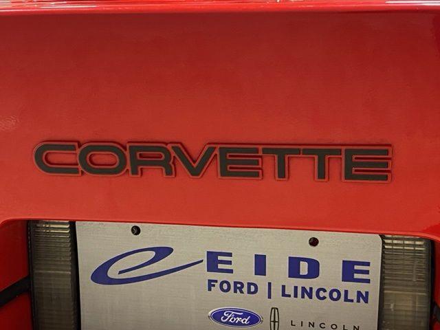 1989 Chevrolet Corvette - $9,601