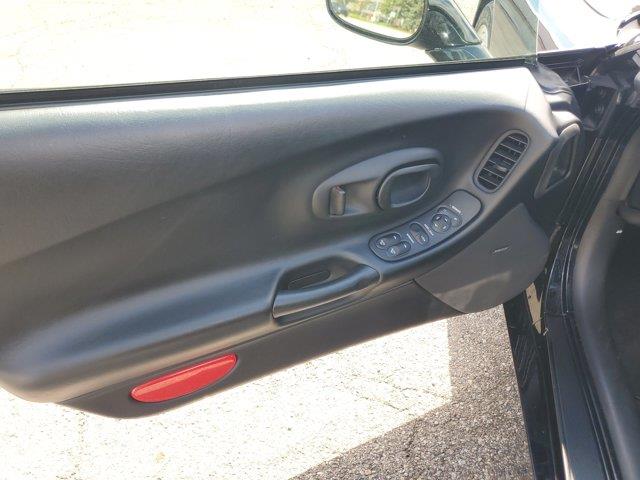 2004 Chevrolet Corvette - $26,995