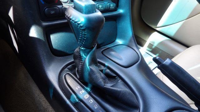 2004 Chevrolet Corvette Base