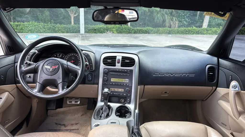 2005 Chevrolet Corvette Base