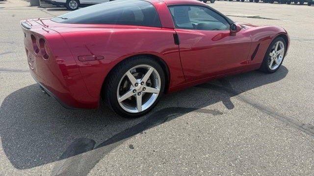 2005 Chevrolet Corvette Base