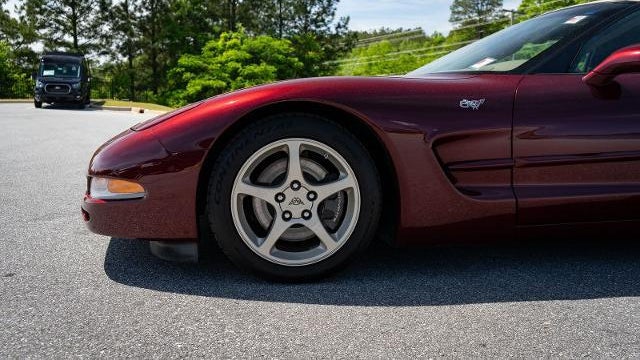 2003 Chevrolet Corvette Base
