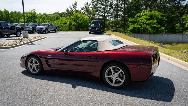2003 Chevrolet Corvette Base