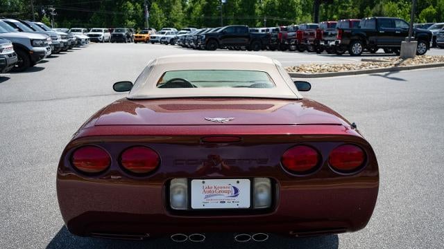 2003 Chevrolet Corvette Base