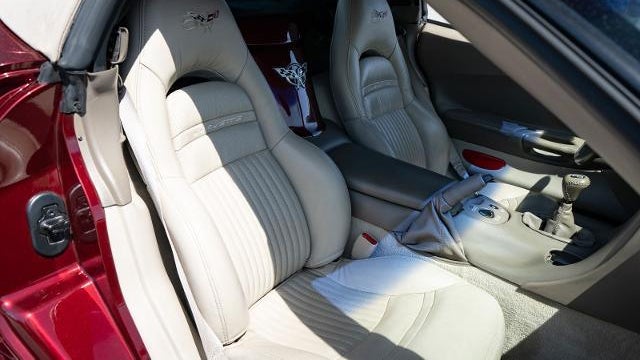 2003 Chevrolet Corvette Base