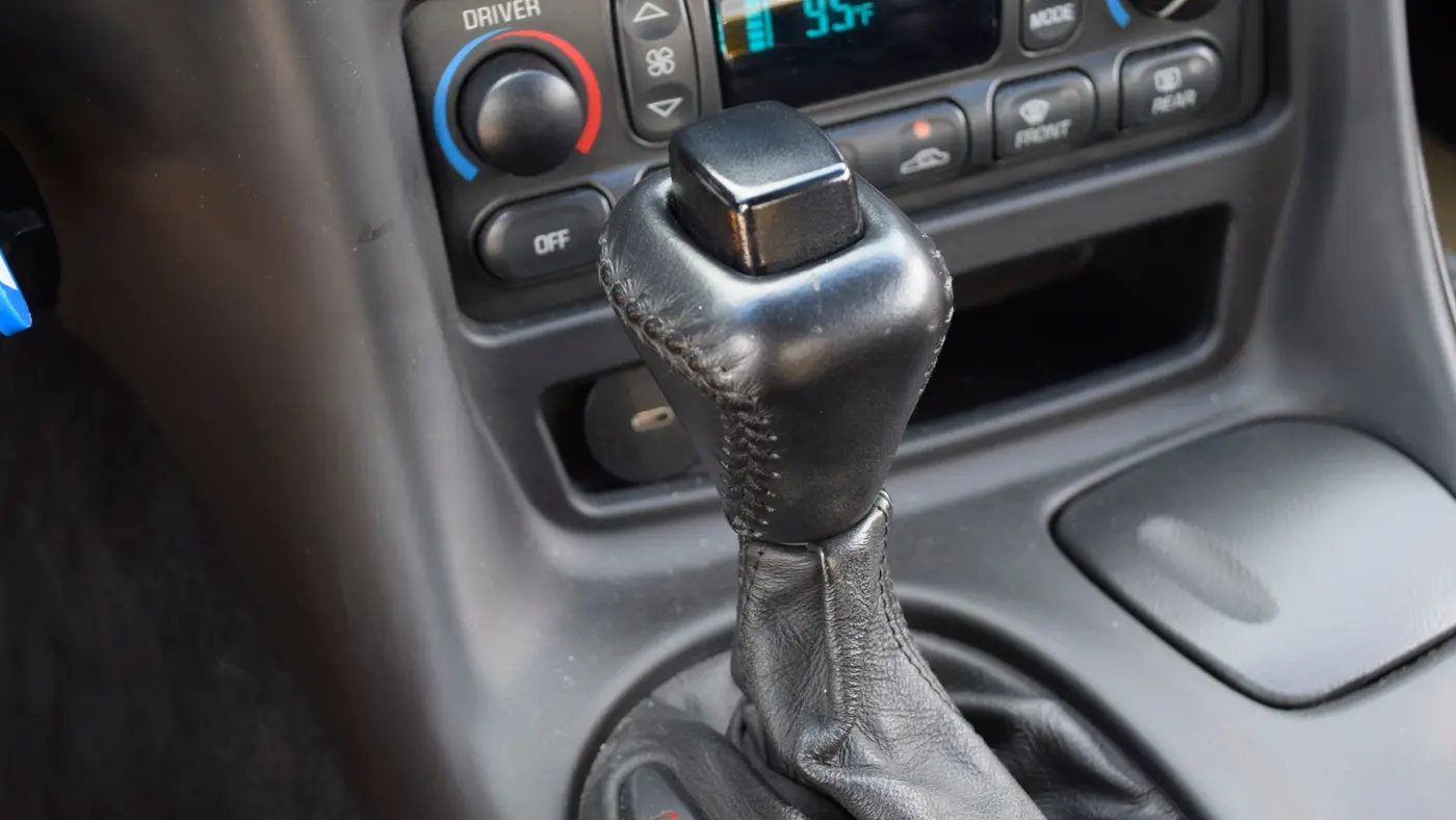 2000 Chevrolet Corvette Base