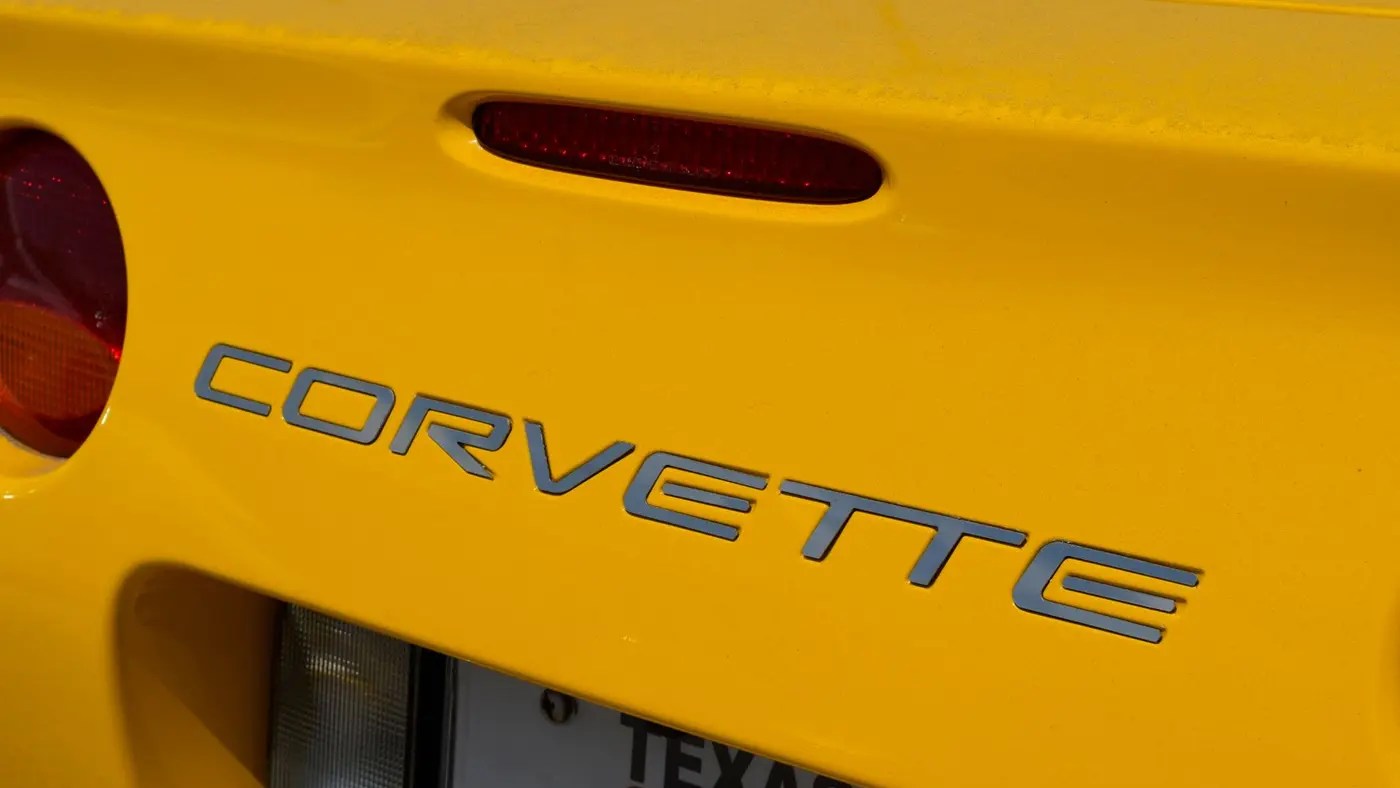 2000 Chevrolet Corvette Base