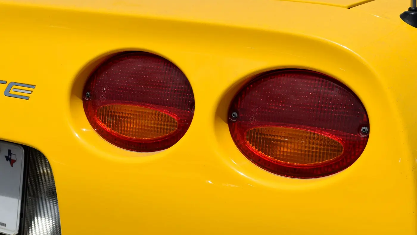 2000 Chevrolet Corvette Base