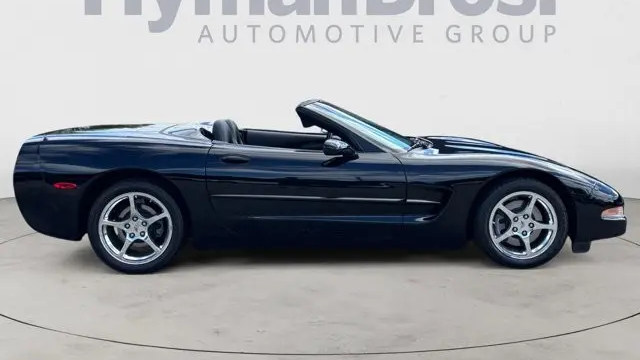 2004 Chevrolet Corvette Base